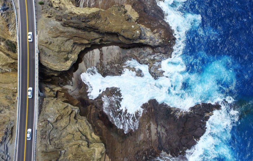 Oahu Private Tour with Mercedes Sprinter & New Luxury Vehicles