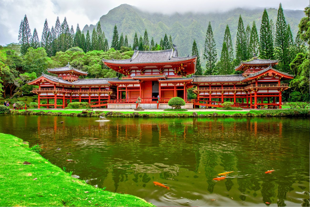 Byodo-In Temple (Admission Included)