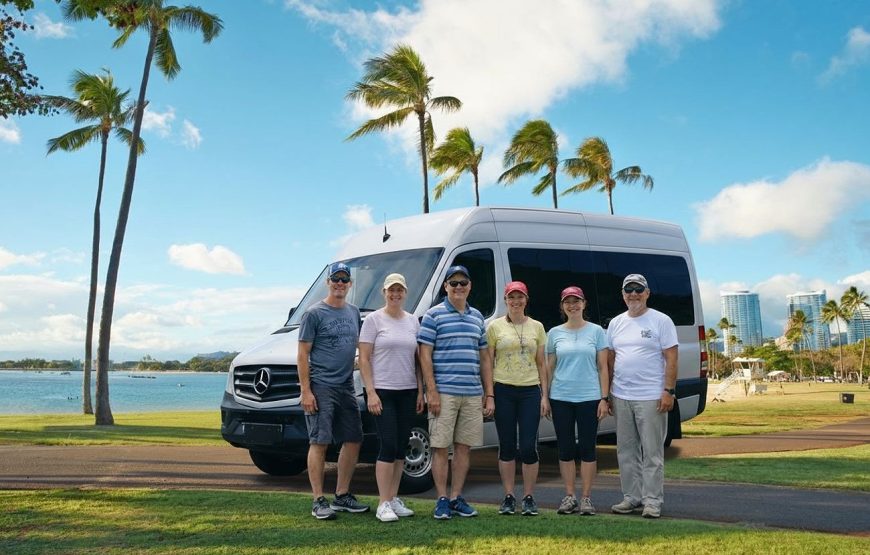 Best of Oahu: Circle Island Day Tour with Byodo-In Temple
