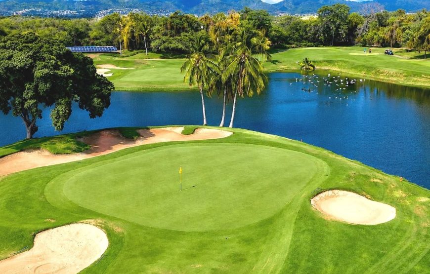 Ewa Beach Golf 18-Hole Round & Hotel Pickup Service
