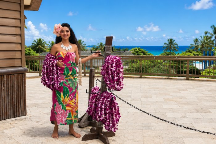 Check-in & Lei Greeting
