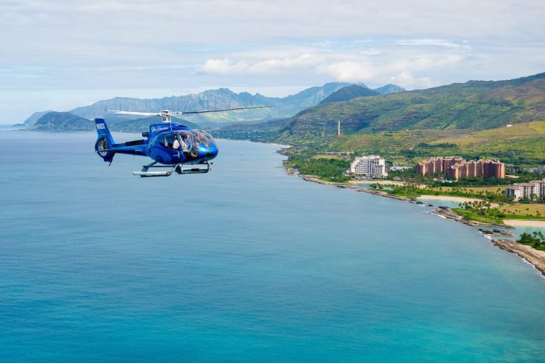 Helicopter tour over the turquoise water of Oahu's North Shore