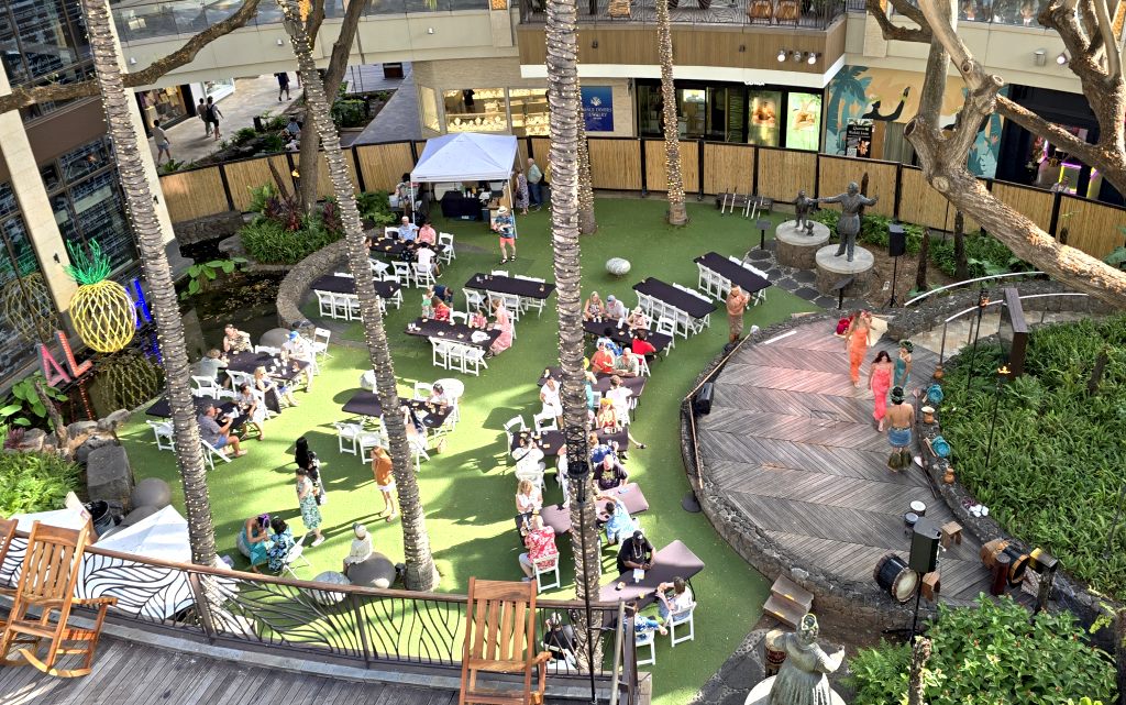 Queen's Court, the open lawn at the center of International Market Place