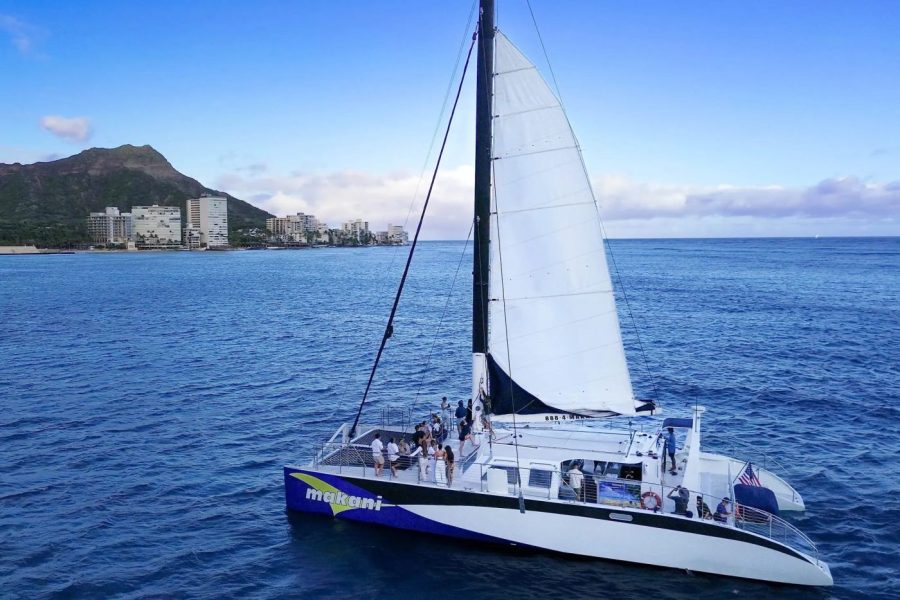 Makani Catamaran Waikiki Sails